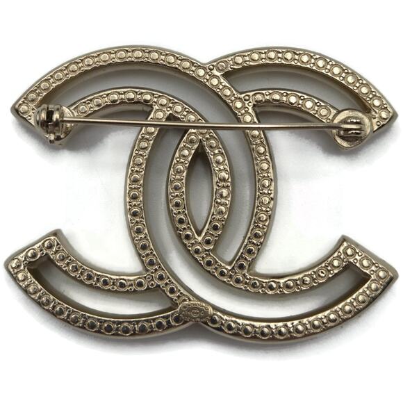 Chanel CC Logo Shaped Brooch Pin Rhinstone Crystal Details Jewelry Silver Tone - Picture 2 of 12